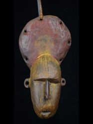 Wooden Yam Mask with Carved Yam Fan, Abelam, New Guinea &ndash; 52-08